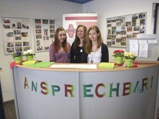 Die "Ansprechbar" im Foyer wurde am Samstag eingeweiht. Foto: SMMP/Hofbauer