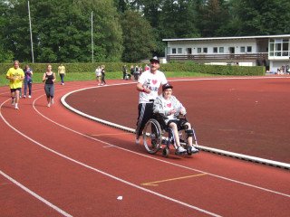 Voller Einsatz für den guten Zweck von Laura Baumeier und Daniel Grote. Foto: SMMP/Hofbauer